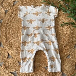 KATE QUINN Organic Cotton Honeybee Jumpsuit. 0-3mo